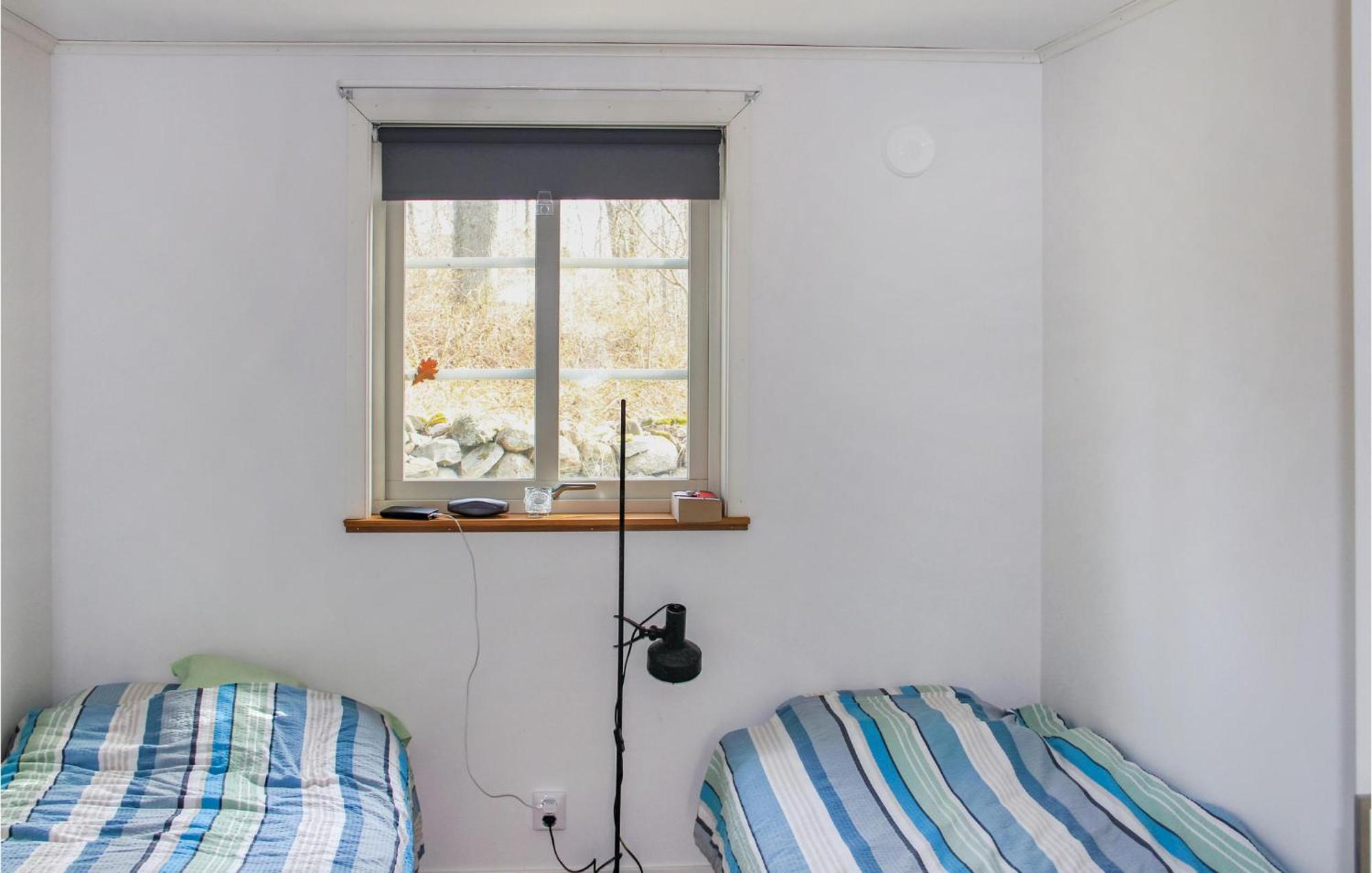 1 Bedroom Lovely Home In Sturkoe Bredavik  Zewnętrze zdjęcie