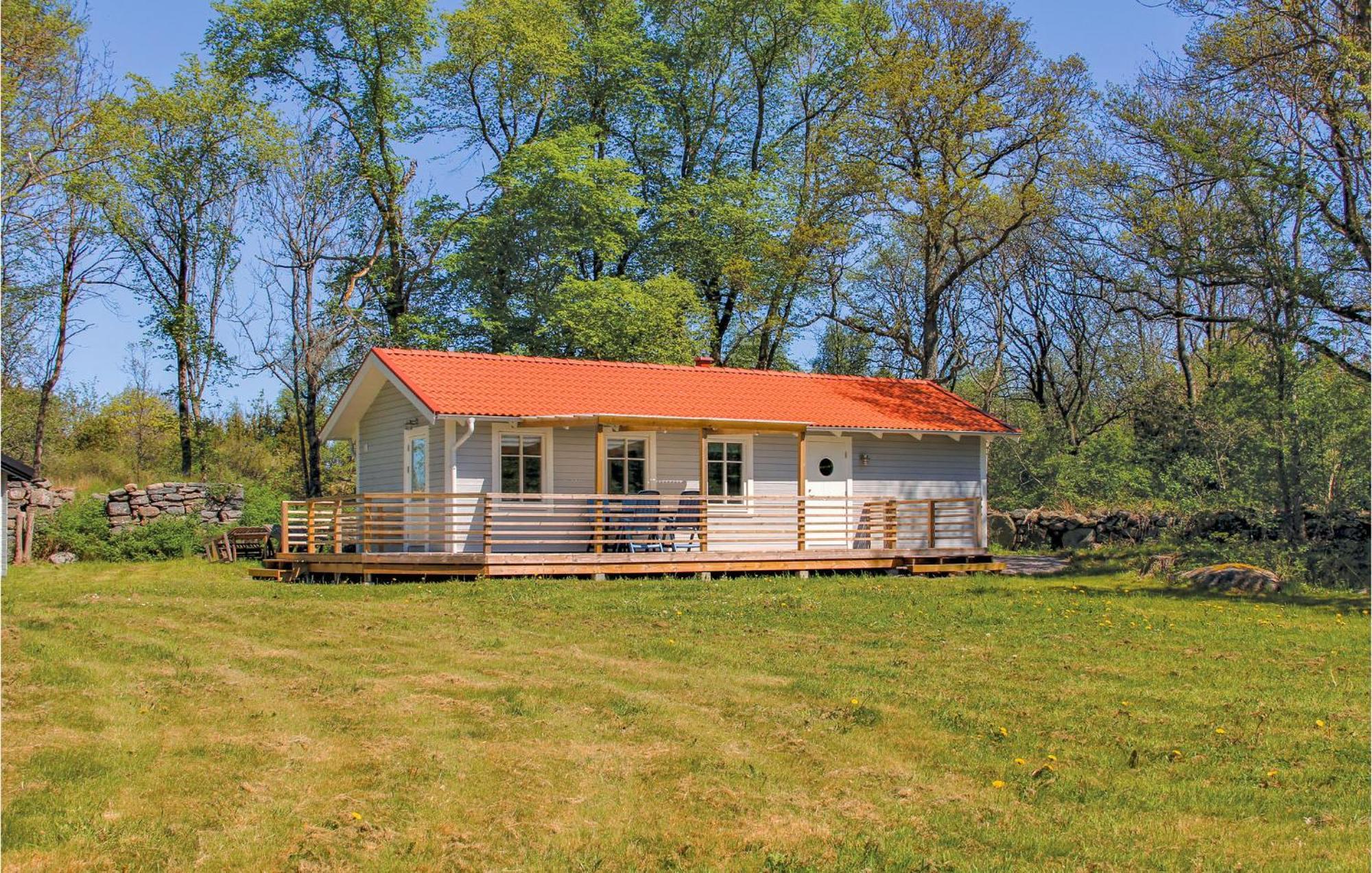 1 Bedroom Lovely Home In Sturkoe Bredavik  Zewnętrze zdjęcie